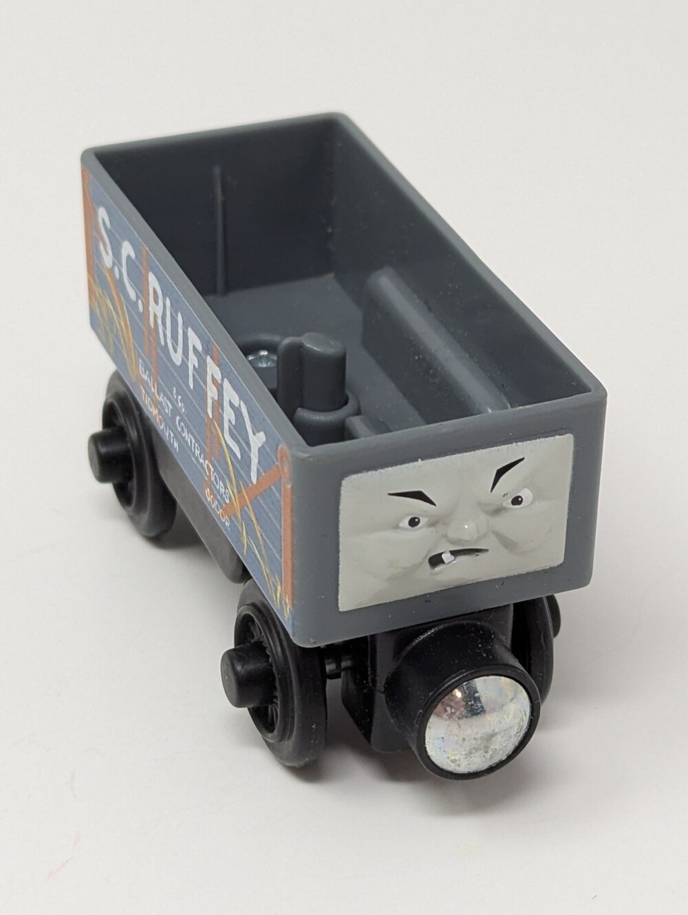 Thomas & Friends S.C. Ruffy Grey Mine Car Train Wooden Railway